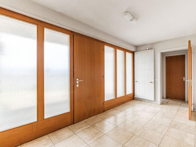 House with 10 rooms on sale in Wohlen AG 258 m² | dreamo. Ch
