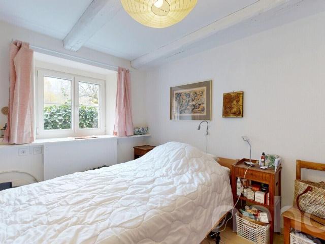 House with 10 rooms on sale in Valangin 250 m² | dreamo. Ch