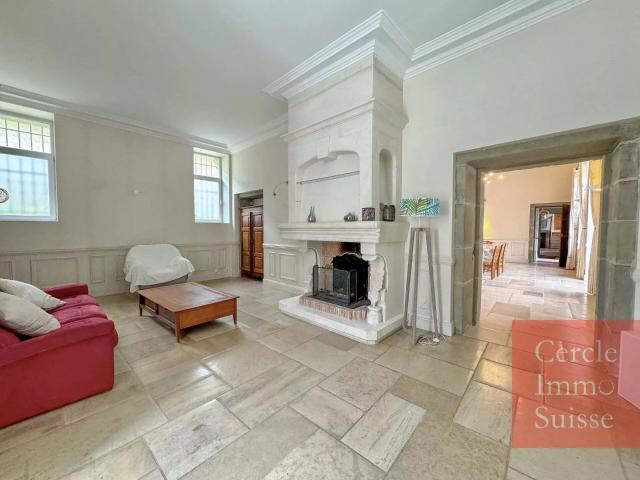 House with 20 rooms on sale in Chambéry 500 m² | dreamo. Ch