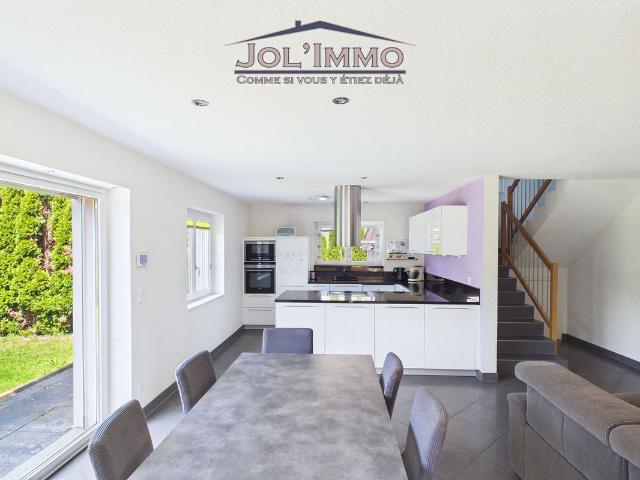 House with 4.5 rooms on sale in Moutier 165 m² | dreamo. Ch