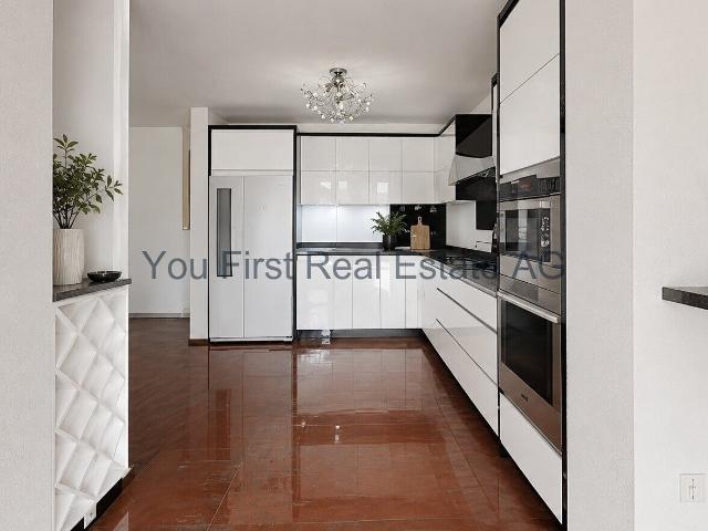 House with 4 rooms on sale in Balsthal 220 m² | dreamo. Ch