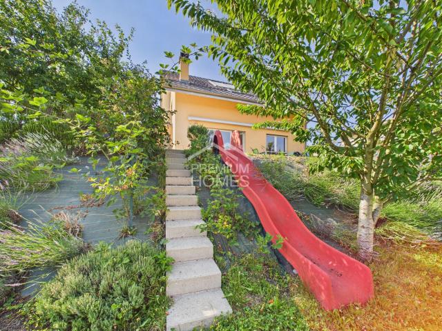 House with 5.5 rooms on sale in Moudon 196 m² | dreamo. Ch