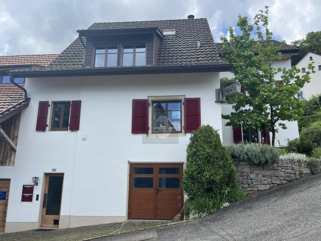 House with 5.5 rooms on sale in Nusshof 386 m² | dreamo. Ch
