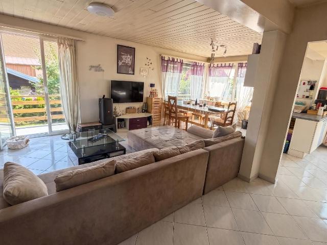 House with 5.5 rooms on sale in Les Verrières 135 m² | dreamo. Ch
