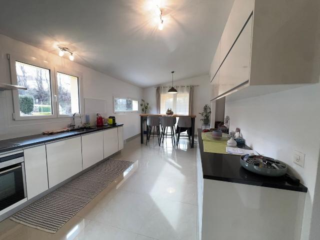 House with 5.5 rooms on sale in Vuisternens en Ogoz 357 m² | dreamo. Ch
