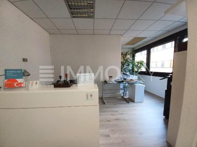 House with 5 rooms on sale in Lamone Cadempino 171 m² | dreamo. Ch
