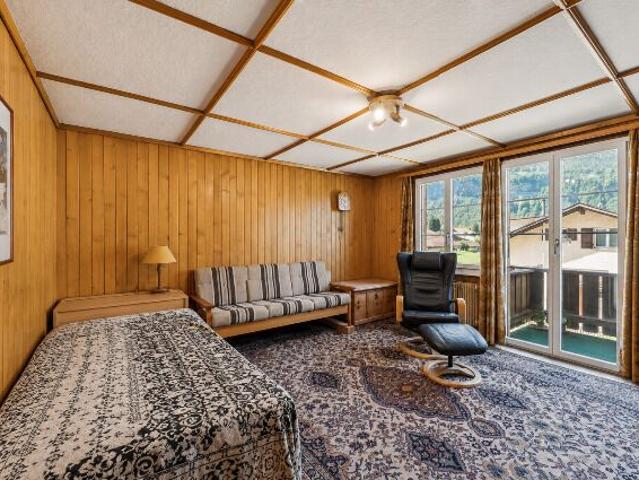 House with 6.5 rooms on sale in Meiringen 133 m² | dreamo. Ch