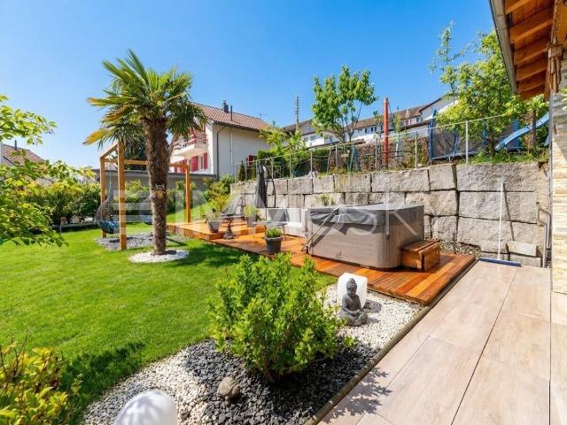 House with 6.5 rooms on sale in Menziken 203 m² | dreamo. Ch
