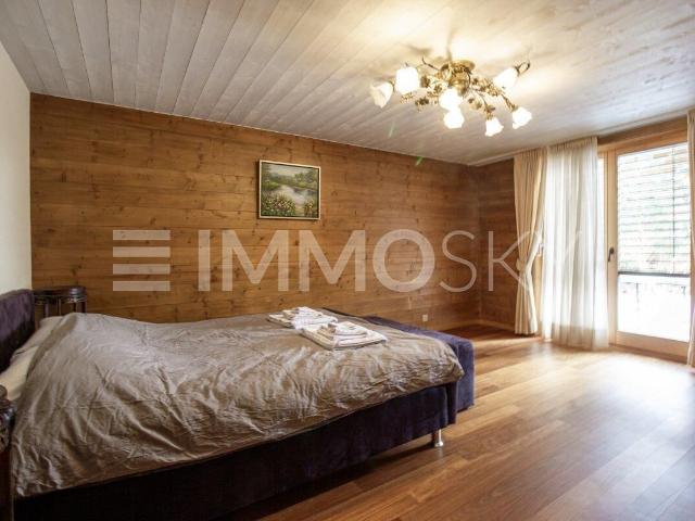 House with 6.5 rooms on sale in Anzère 300 m² | dreamo. Ch