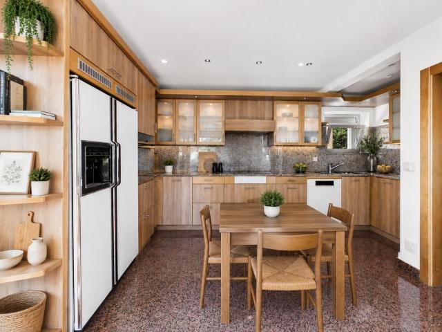 House with 6.5 rooms on sale in Breggia 180 m² | dreamo. Ch