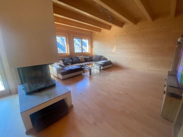 House with 6.5 rooms on sale in Cabbio 250 m² | dreamo. Ch