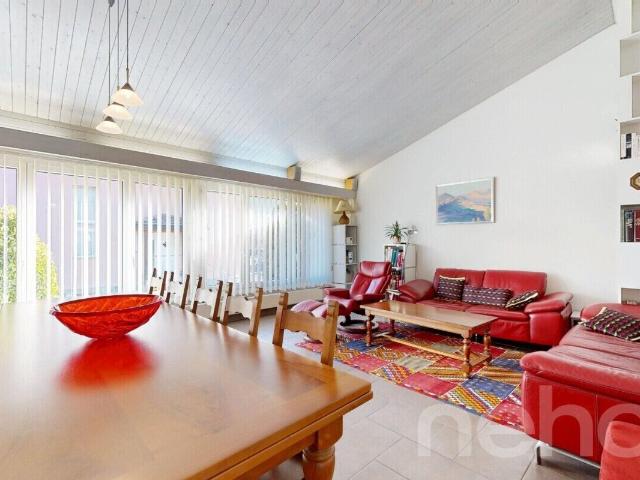 House with 6.5 rooms on sale in Charrat 249 m² | dreamo. Ch