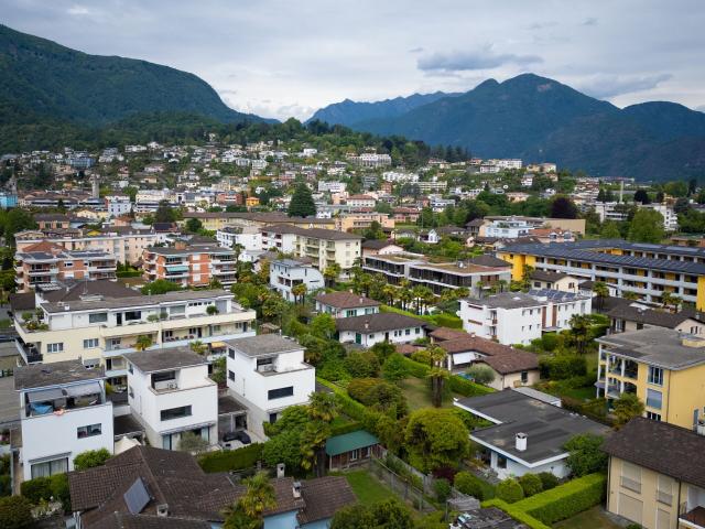House with 6.5 rooms on sale in Chiosse Ascona 283 m² | dreamo. Ch
