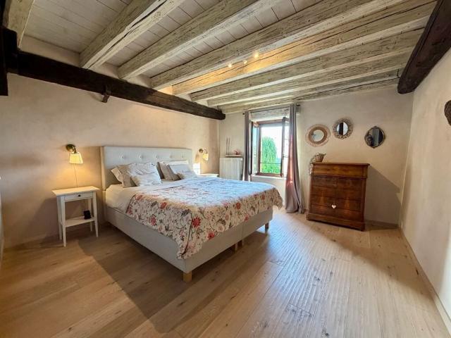 House with 6.5 rooms on sale in La Rippe 186 m² | dreamo. Ch