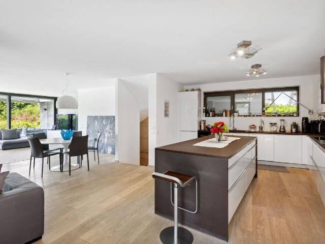 House with 6.5 rooms on sale in Pregassona 223 m² | dreamo. Ch