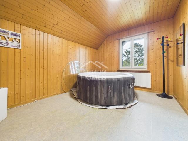 House with 6.5 rooms on sale in Rapperswil BE 195 m² | dreamo. Ch