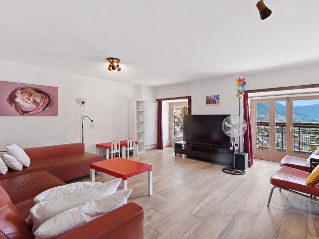 House with 6.5 rooms on sale in Renecone | dreamo. Ch