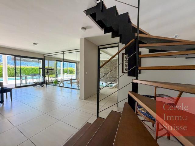 House with 6 rooms on sale in Tresserve 234 m² | dreamo. Ch