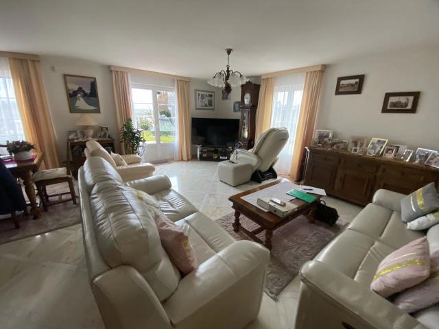 House with 6 rooms on sale in Echandens Ref 86870 | dreamo. Ch