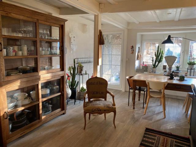 House with 6 rooms on sale in Le Landeron 230 m² | dreamo. Ch