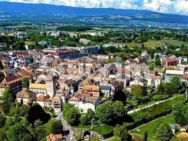House with 6 rooms on sale in Saint Saphorin sur Morges 1 050 m² | dreamo. Ch