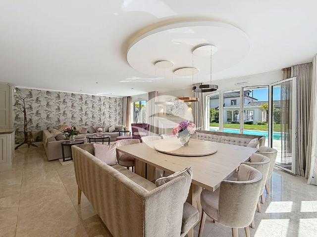 Luxurious 6 bedroom property – pool and gym