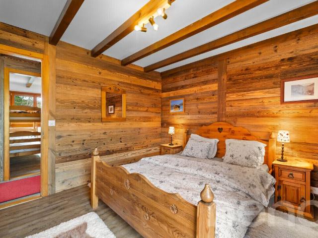 House with 7.5 rooms on sale in Morgins 240 m² | dreamo. Ch