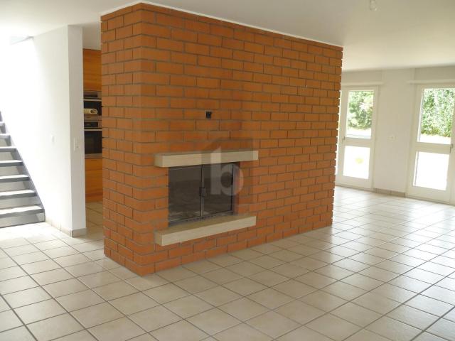 House with 7.5 rooms on sale in Giez 224 m² | dreamo. Ch