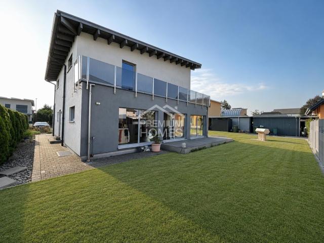 House with 7.5 rooms on sale in Kriegstetten 236 m² | dreamo. Ch