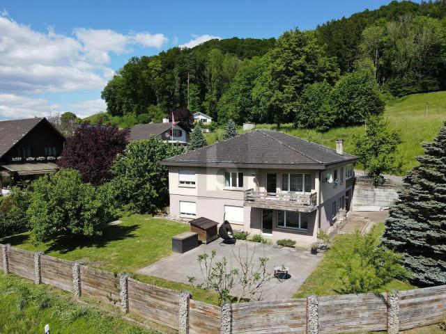 House with 7.5 rooms on sale in Riedtwil 188 m² | dreamo. Ch