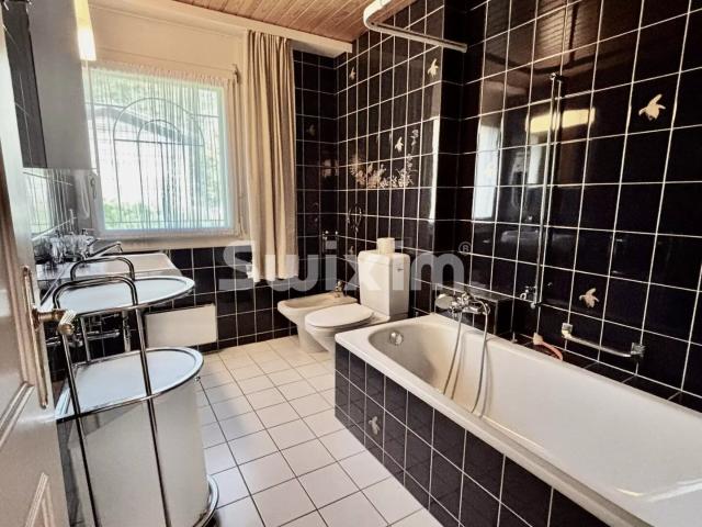House with 7 rooms on sale in Vevey 210 m² | dreamo. Ch