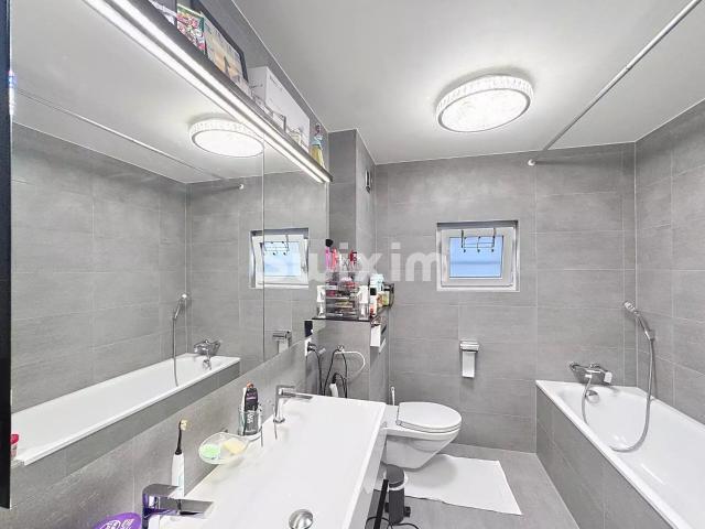 House with 8 rooms on sale in Thônex 340 m² | dreamo. Ch