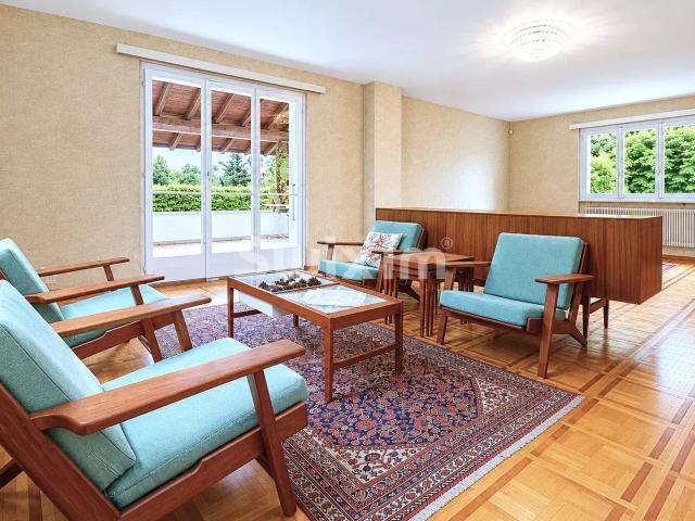 House with 8 rooms on sale in Grand Lancy 330 m² | dreamo. Ch