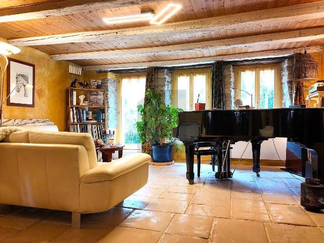 House with 9.5 rooms on sale in Curtilles 300 m² | dreamo. Ch