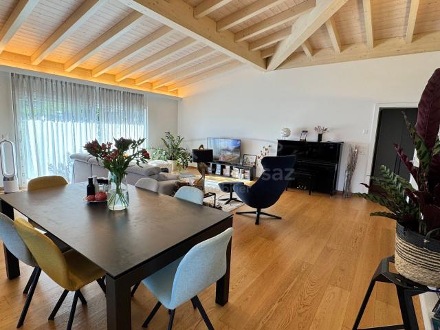 House with 9 rooms on sale in 294 m² | dreamo. Ch