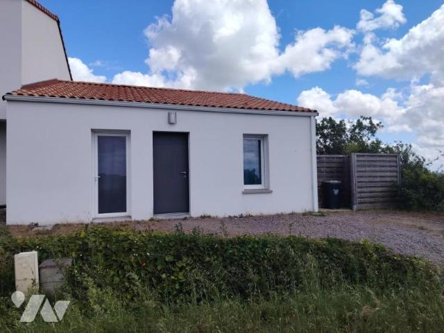 House at 44 Landreau, LE LANDREAU, 44430, France