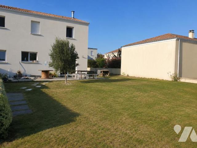 House at 44 Saint Léger les Vignes, ST LEGER LES VIGNES, 44710, France