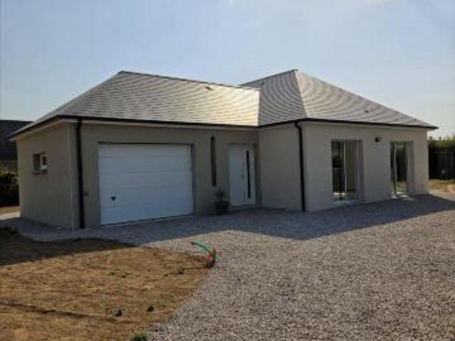 House at 50 Quettehou, QUETTEHOU, 50630, France