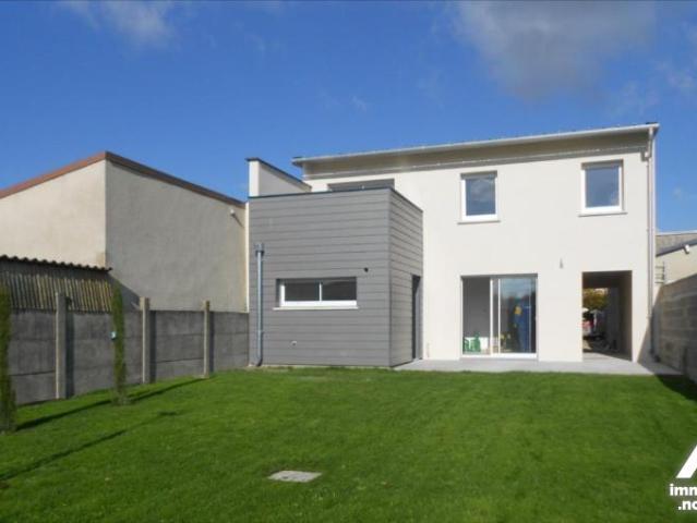 House at 51 Prunay, PRUNAY, 51360, France