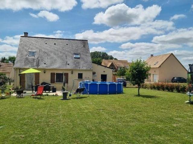 House at 72 Courgains, COURGAINS, 72260, France