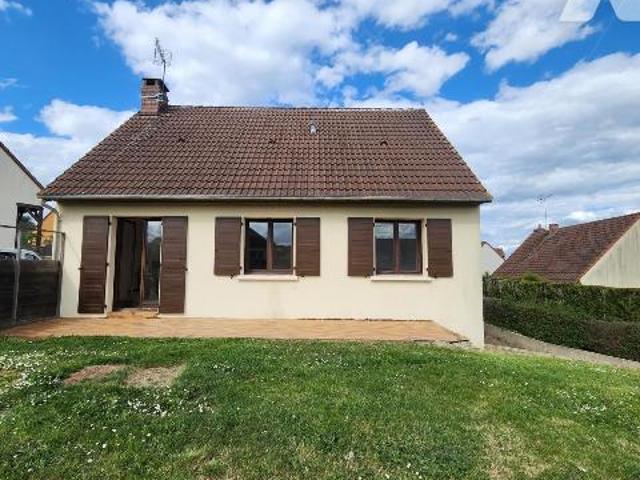 House at 72 Ferté Bernard, LA FERTE BERNARD, 72400, France