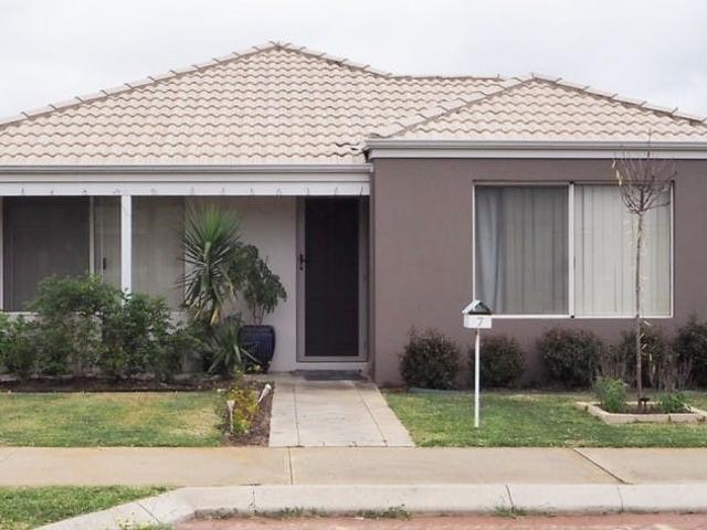 house at 7 Triandra Street, Baldivis WA 6171, Australia