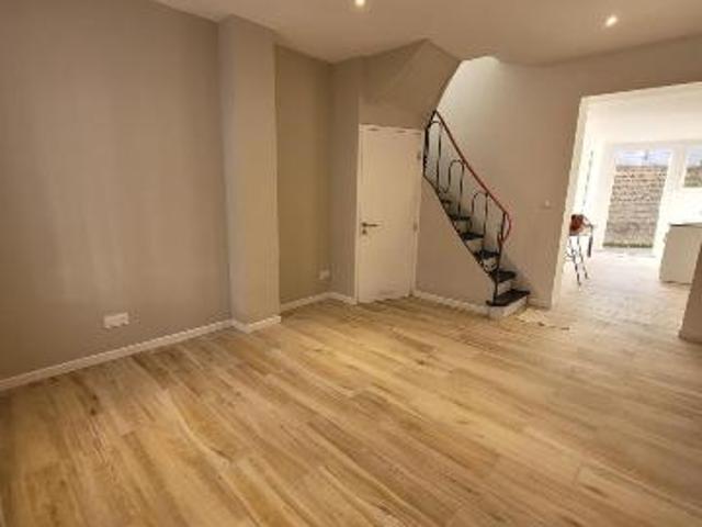 House at 80 Amiens, AMIENS, 80000, France