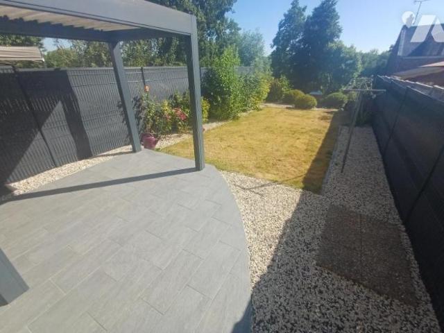 House at 80 Camon, CAMON, 80450, France