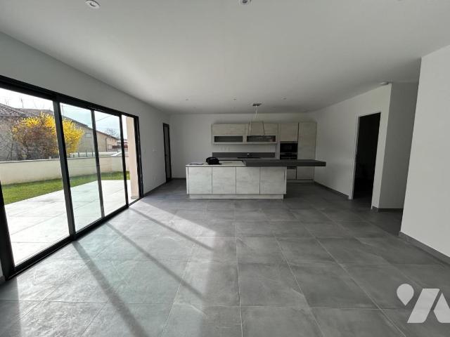 House at 01 Attignat, ATTIGNAT, 01340, France