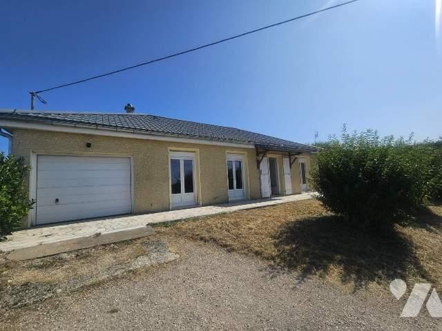 House at 01 Bâgé Dommartin, BAGE LA VILLE, 01380, France