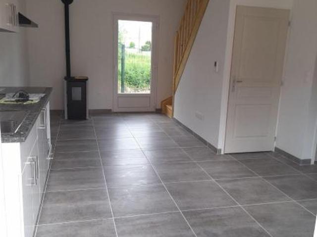 House at 02 Pinon, PINON, 02320, France