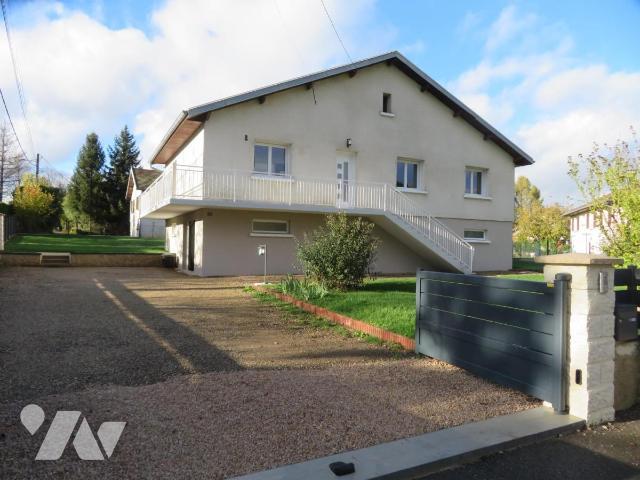 House at 39 Mont sous Vaudrey, MONT SOUS VAUDREY, 39380, France