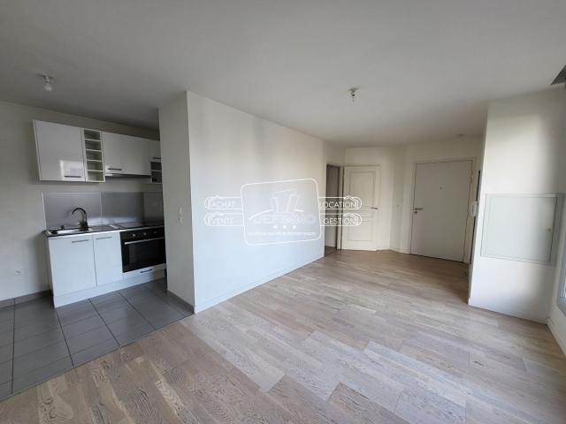 house at Nantes 44300