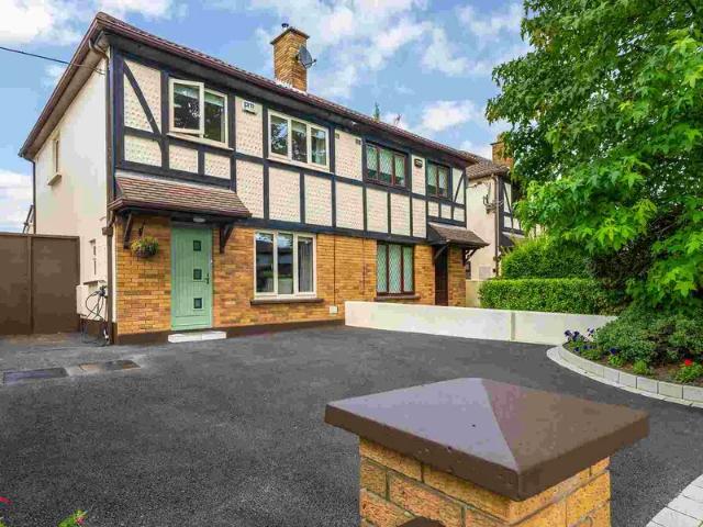 house at Park Drive Green, Castleknock, Dublin 15, Ireland